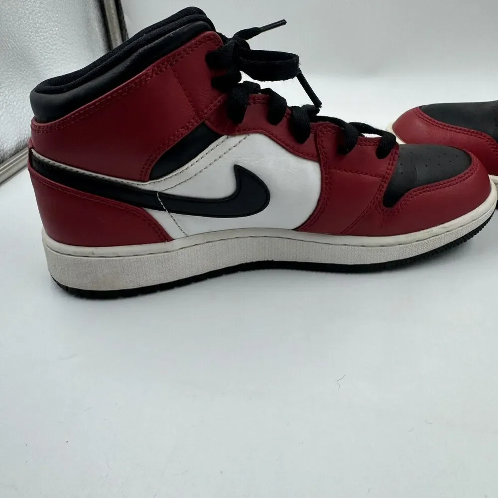 Nike Air Jordan 1 Mid Boy's Youth Size 6Y Black Fire Red White Shoes 554725-069